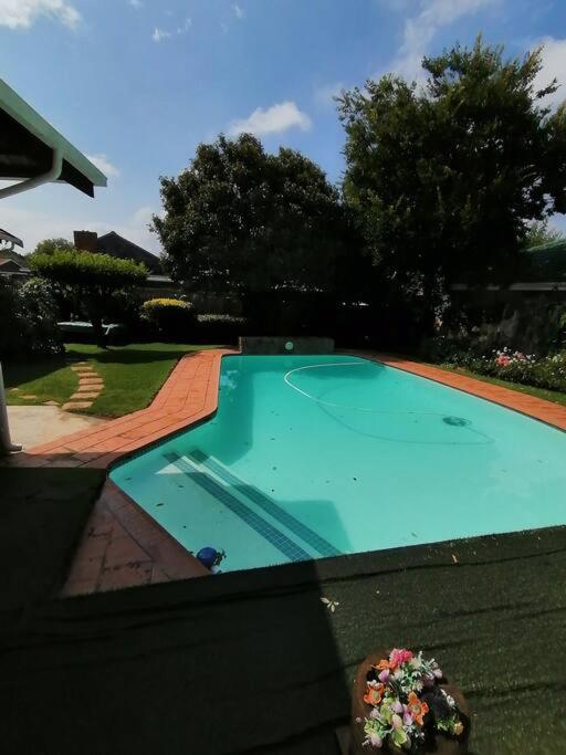 Garden And Park Leisure On Tugela Apartment Бенони Екстериор снимка