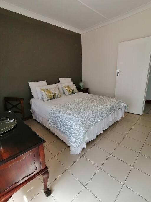 Garden And Park Leisure On Tugela Apartment Бенони Екстериор снимка